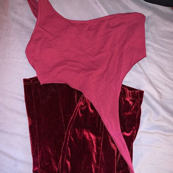 Kim Kardashian inspired two piece! Velvet pants - Picture 2 of 3